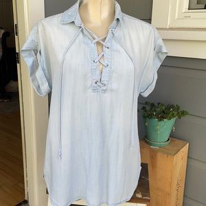 Cloth and stone chambray shirt lace up front medium
